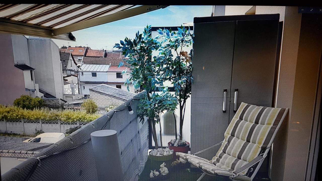 Апартаменты Victoria-T2-41M2-Balcon, Wifi, Linge, Produits, Menage Inclus Реймс Экстерьер фото