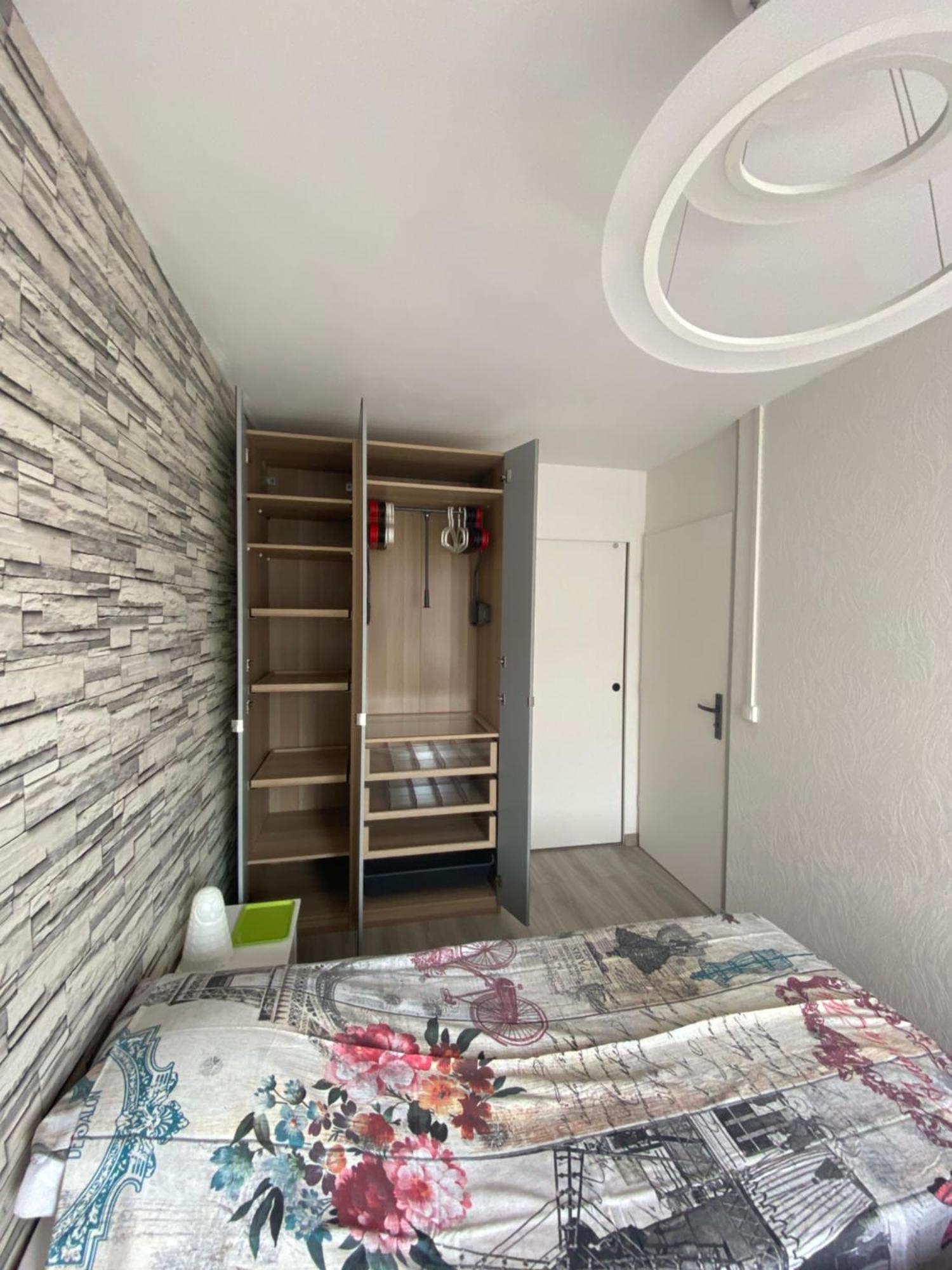 Апартаменты Victoria-T2-41M2-Balcon, Wifi, Linge, Produits, Menage Inclus Реймс Экстерьер фото