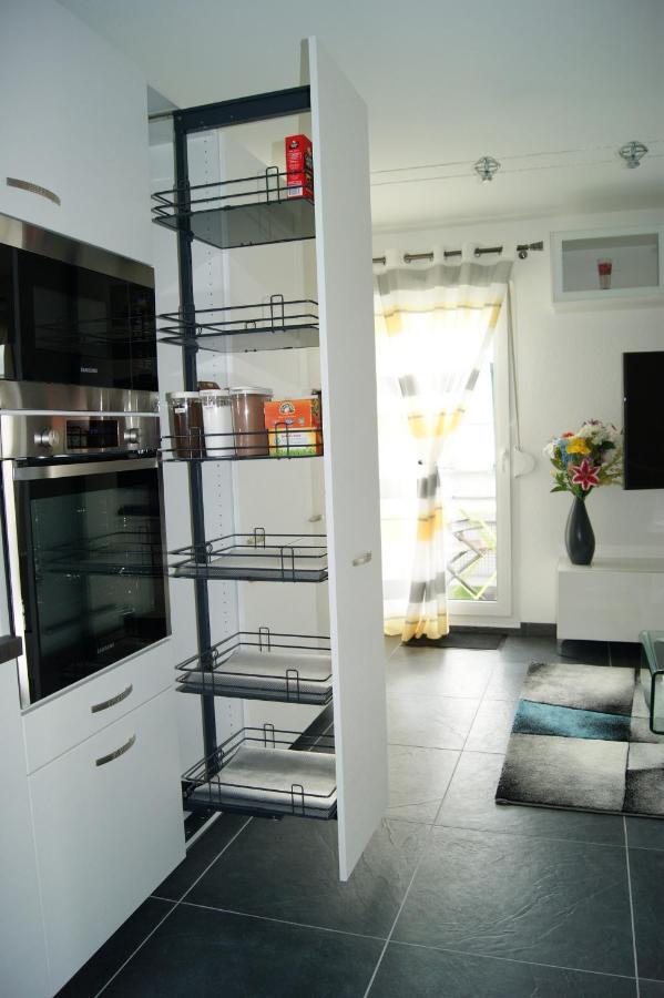 Апартаменты Victoria-T2-41M2-Balcon, Wifi, Linge, Produits, Menage Inclus Реймс Экстерьер фото