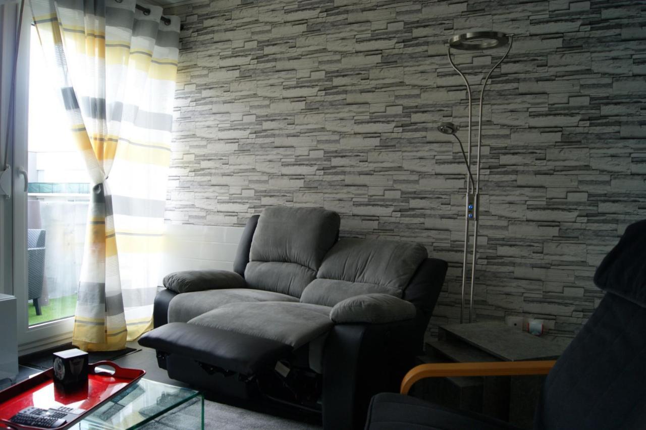 Апартаменты Victoria-T2-41M2-Balcon, Wifi, Linge, Produits, Menage Inclus Реймс Экстерьер фото